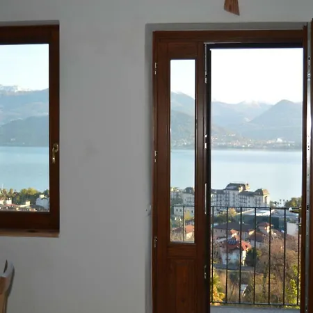 La Casa Gialla Апартаменты *