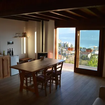 La Casa Gialla アパート